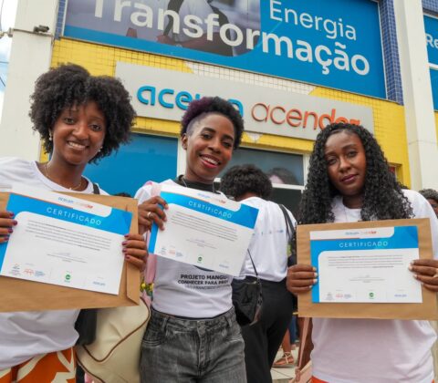 Imagem do post Programa da Acelen certifica 21 lideranças femininas da pesca no entorno de Mataripe