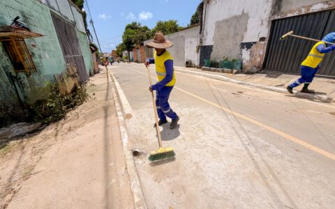 Imagem do post Prefeitura intensifica mutirão de limpeza no loteamento Vila Pedrita, em Itinga