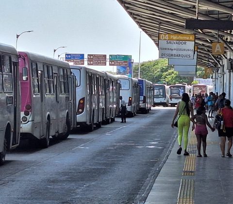 Imagem do post Lauro de Freitas garante transporte público gratuito durante todo o domingo e acompanha operação dos ônibus