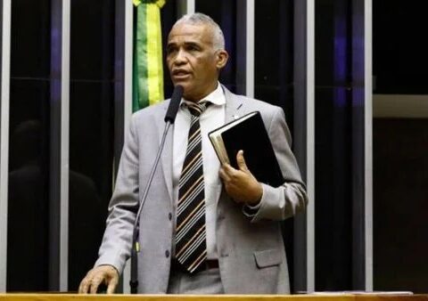 Imagem do post Sargento Isidório oferece carona gratuita a eleitores em Salvador durante segundo turno