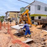 Obras de drenagem avançam em Itinga e chegam a 52% de conclusão