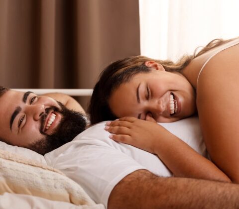Imagem do post Prática regular de exercícios melhora o condicionamento físico e pode favorecer o conforto e a disposição durante o sexo