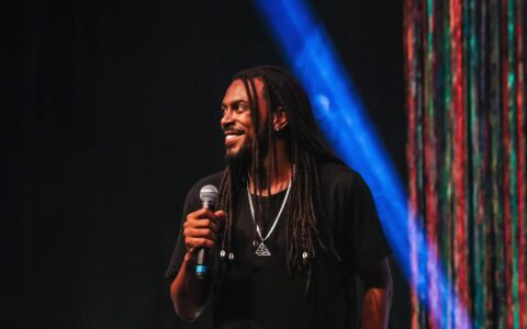Imagem do post Teatro Cidade do Saber recebe espetáculo inédito de Jhordan Matheus