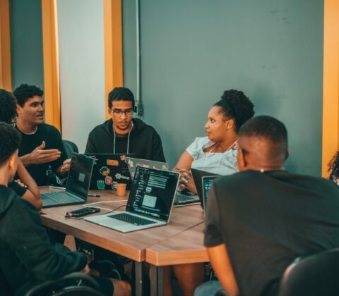 Imagem do post Jovens baianos vencem disputa nacional e buscam R$ 110 mil para final na França