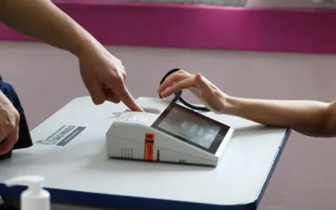 Imagem do post Eleições 2026: TSE esclarece dúvida sobre biometria no segundo turno
