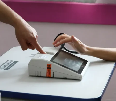 Imagem do post Eleições 2026: TSE esclarece dúvida sobre biometria no segundo turno