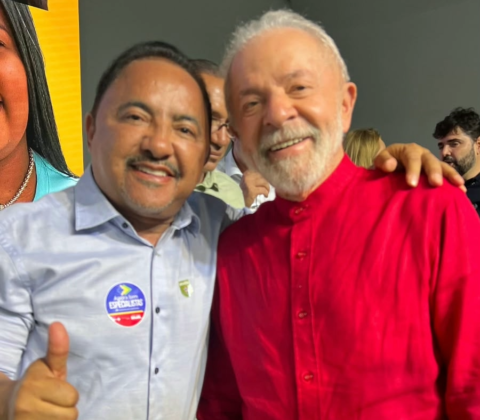 Imagem do post Roberto Carlos celebra vitória de Lula e afirma: “Nunca mudei de lado”