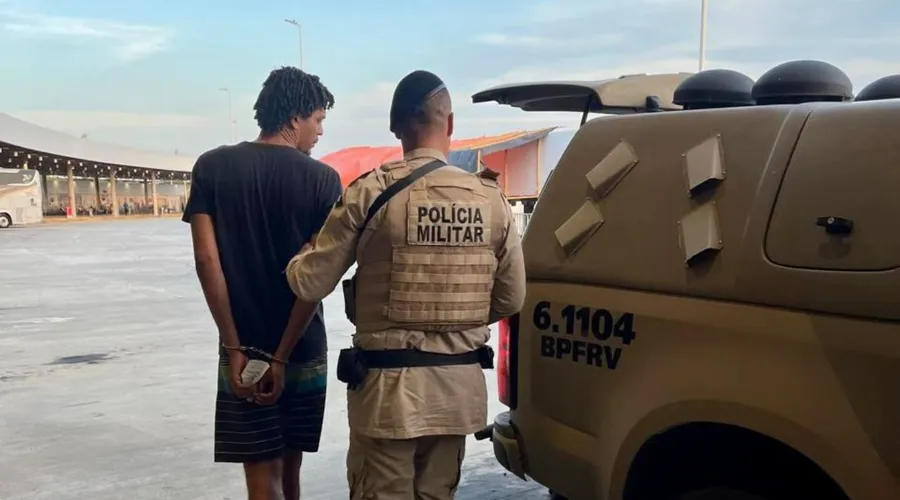 Foragido da Justiça é preso em rodoviária de Salvador após dizer que iria votar